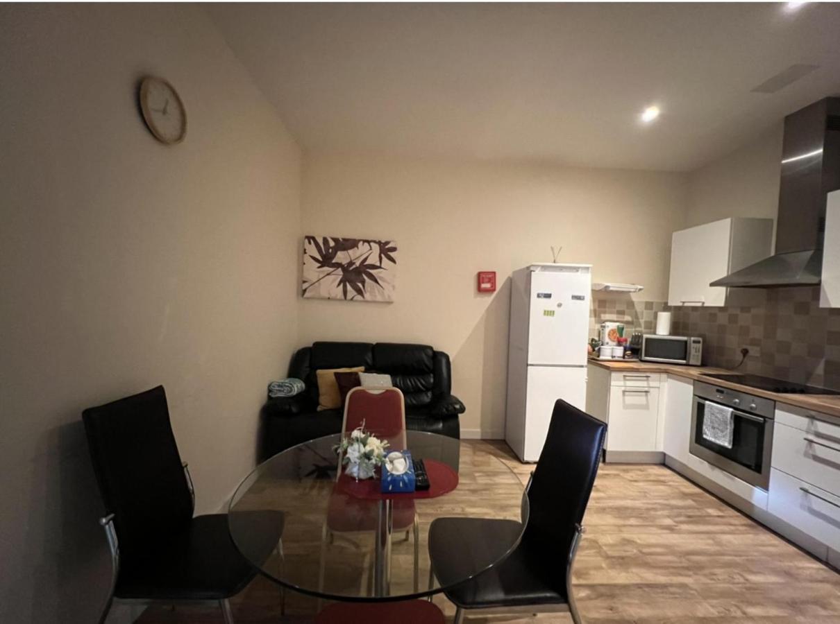 Aberdeen Stay Central 2-Bedrooms Apt-No Party Dış mekan fotoğraf